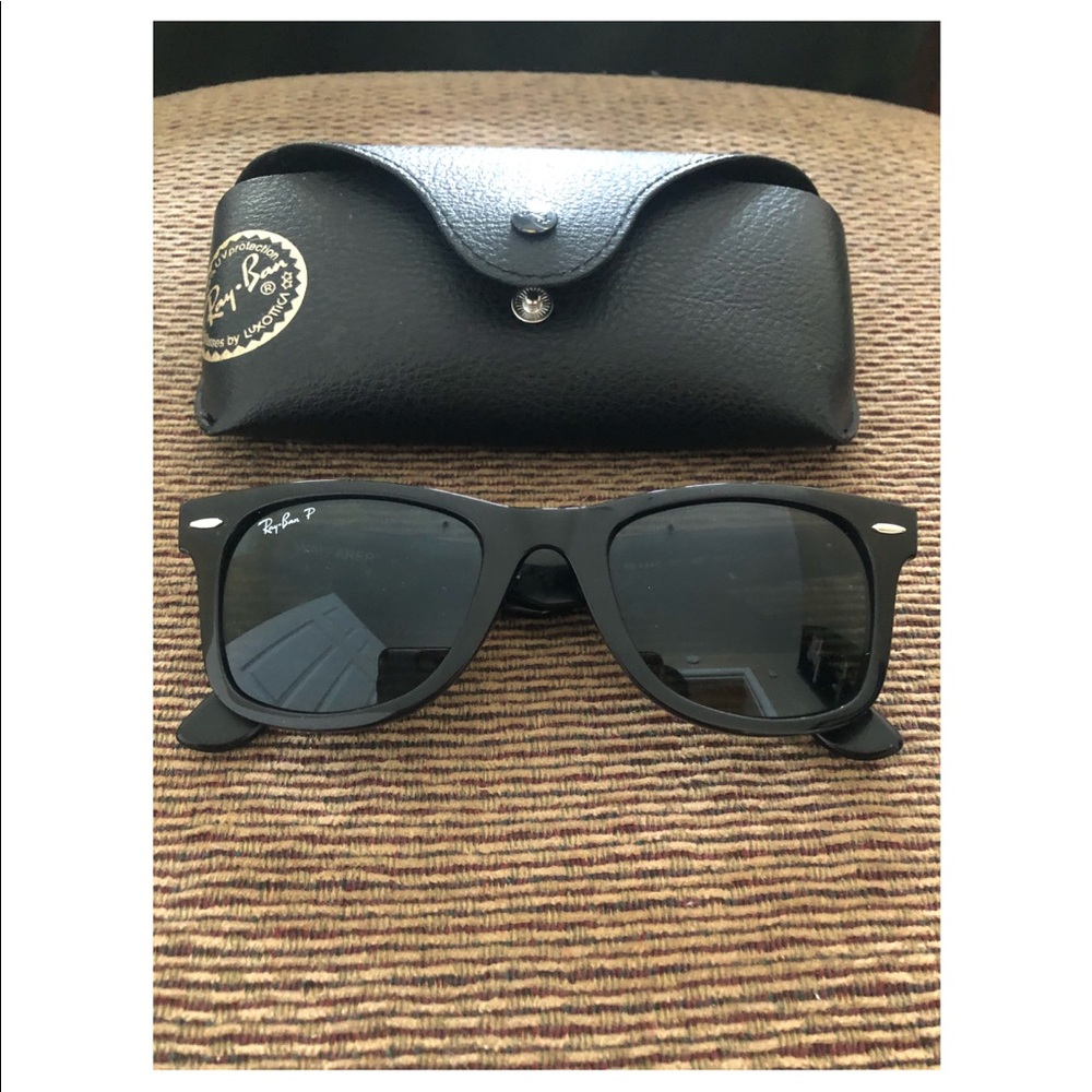 Ray-Ban polarized sunglasses  🕶
